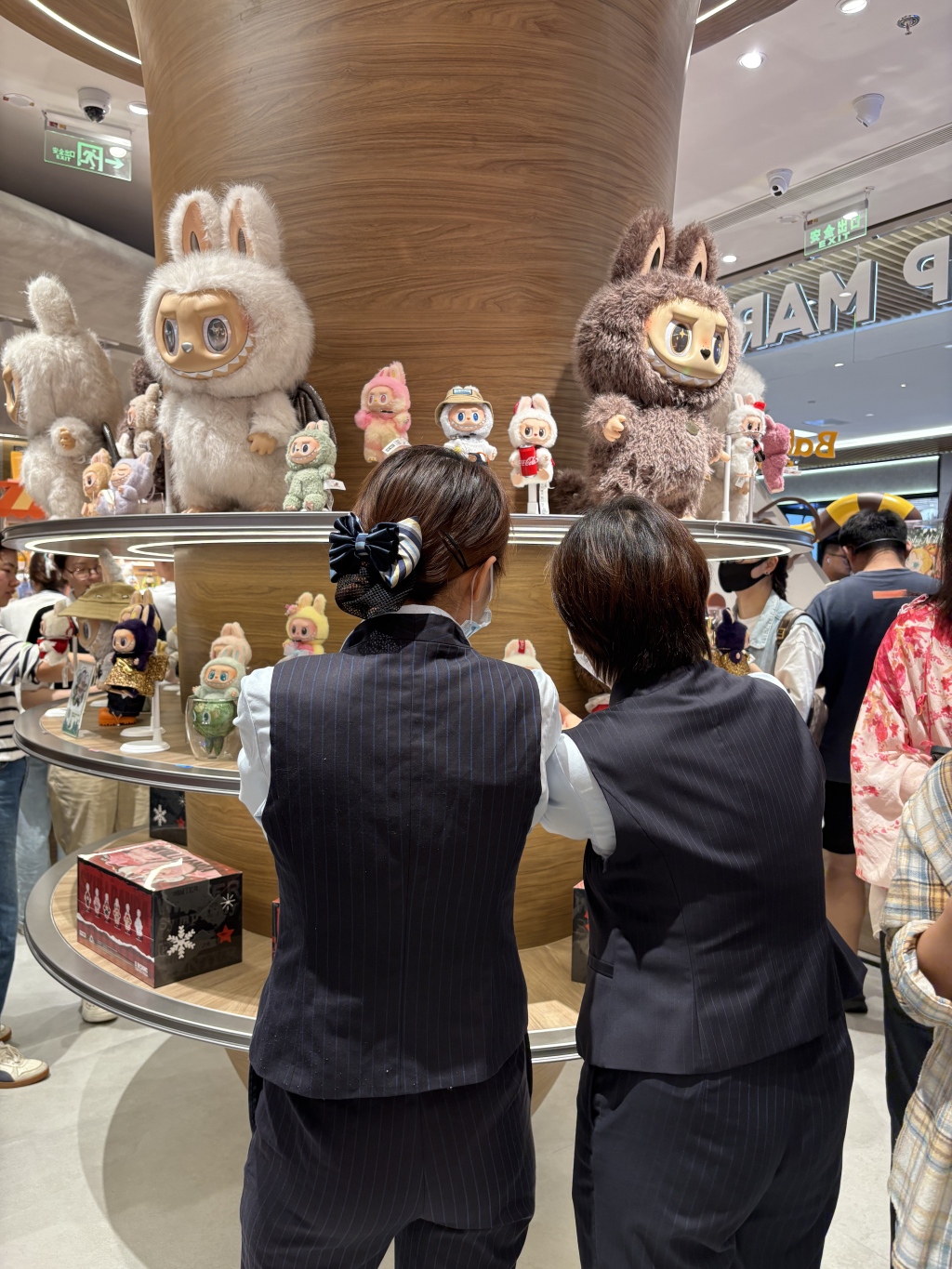 原价199元，取货后2800元转卖！LABUBU玩家喊话泡泡玛特：改善难买的现状