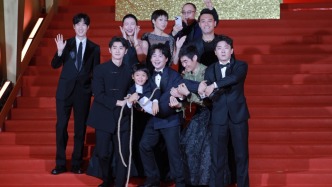 金爵紅毯｜曹保平“者也”新作《脫韁者也》，角逐本屆金爵獎(jiǎng)