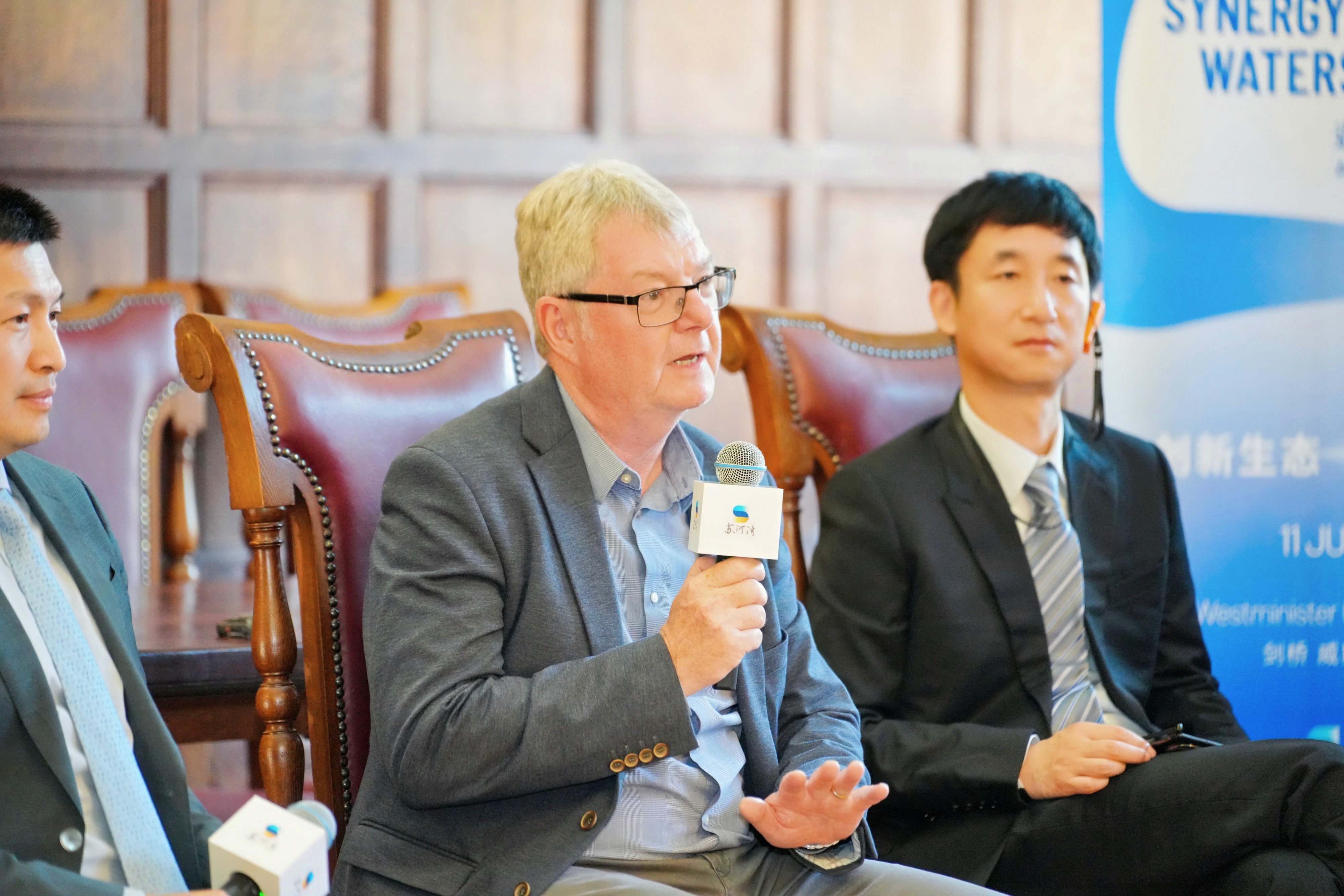 https://imgpai.thepaper.cn/newpai/image/1749981510229_Wc2DYF_1749981827934.jpg