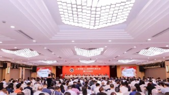 截至去年底上海共有執(zhí)業(yè)律師超3.8萬(wàn)人，同比增長(zhǎng)7.25%