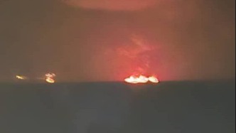 3艘船在霍爾木茲海峽附近海域起火