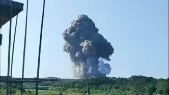 應急管理部已派工作組趕赴湖南臨澧縣煙花爆竹廠爆炸事故現場