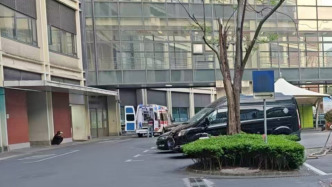 八百公里收费2.8万元且无收据，江西公立医院医生帮联系民营救护车遭质疑