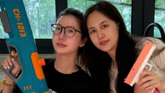 马上测丨玩具水枪也能伤人？记者实测4款水枪攻击力有多强