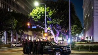 美國洛杉磯市長解除市中心宵禁