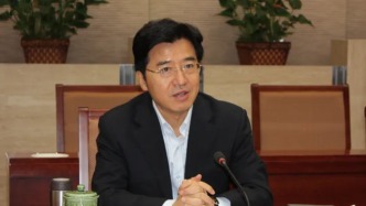 靠教育吃教育！曾發表200余篇學術論文的教育部原副部長杜玉波被公訴