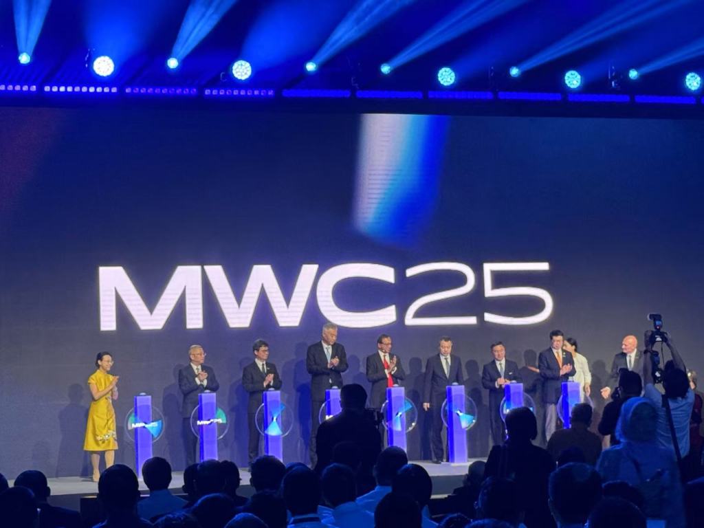 GSMA会长白德伟：预计到2030年中国移动经济体量将达2万亿美元