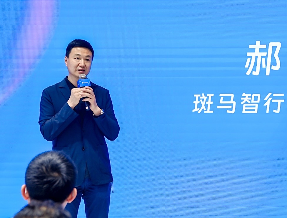 北斗专访｜斑马智行郝飞：大模型上车，智舱的“iPhone时刻”何时到来