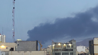 以軍稱正在空襲位于德黑蘭的軍事目標(biāo)