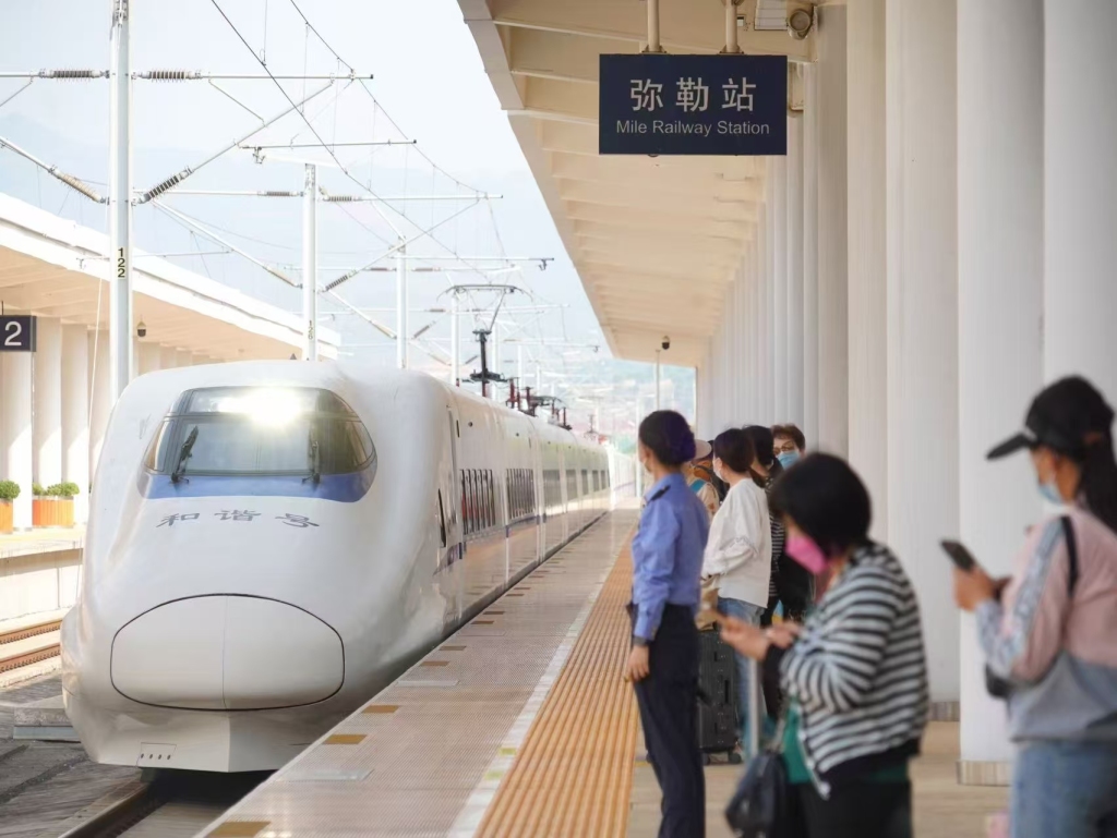 1小时前:八字分析-云南7月1日起实施新列车运行图
