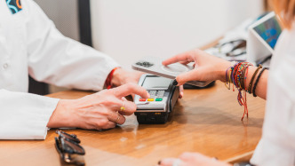 跨境支付通来了：内地香港快速支付系统直接连接，提高跨境汇款效率