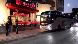 中国驻以色列大使：已组织两批约400名人员撤离