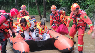 8萬余件中央救災物資緊急調撥湖南