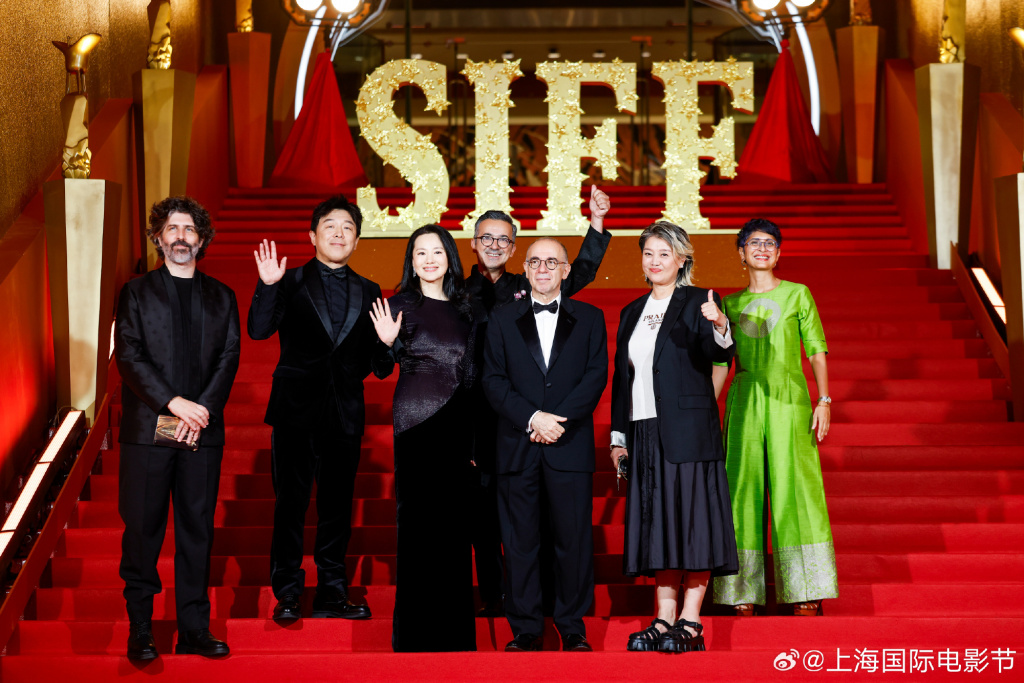 吉尔吉斯斯坦电影获金爵奖最佳影片，曹保平时隔十年再获殊荣