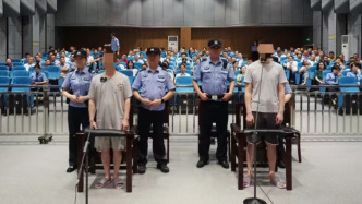 侵吞学生伙食费近350万元，湖南一中学总务处主任和采购员被判刑