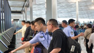 第二架接返自伊朗撤离中国公民临时航班抵达北京首都国际机场