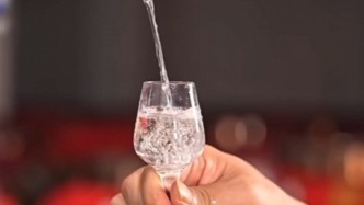 高端醬香老酒竟是酒精勾兌！總臺曝光“假酒”騙局