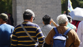 人民日报：报团限制多、旅行社不接待，老年跟团游阻碍如何破解？