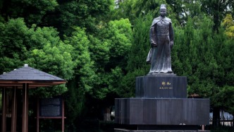 如果说郑和是完美的水手，朱棣则希望自己是完美的政治舵手
