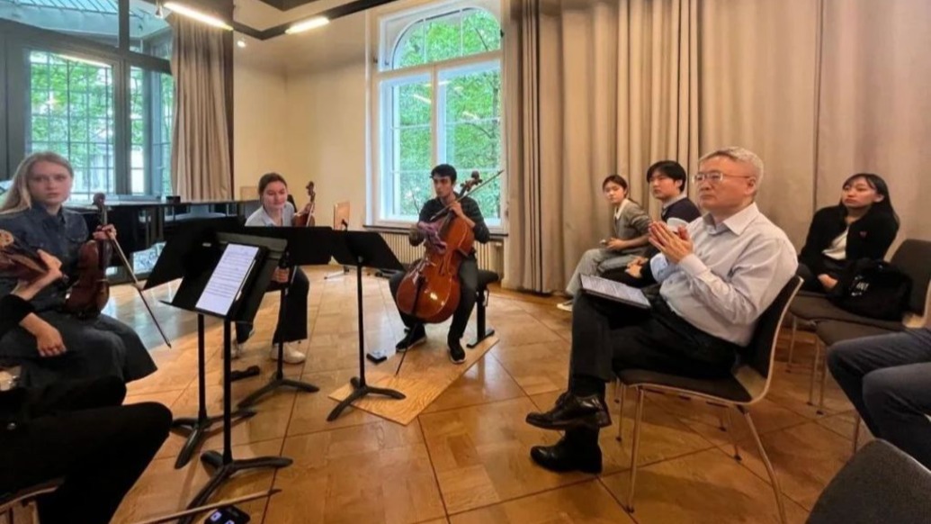大提琴家王健在萊比錫開了大師課