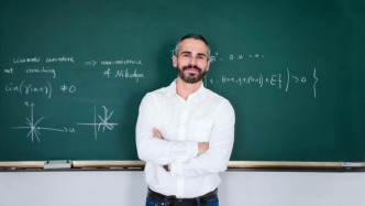 這名攻克三維掛谷猜想的國際知名數(shù)學(xué)學(xué)者，已全職受聘南開