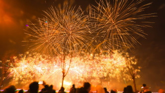 煙花爆竹未能“禁改限”，河南安陽：空氣質(zhì)量更好的城市都“禁放”