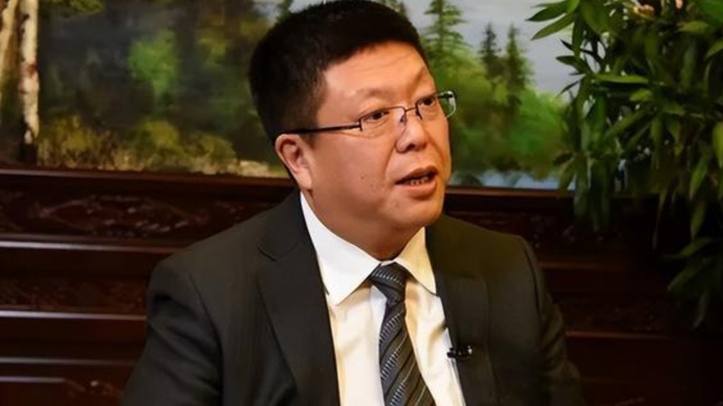 收受120瓶茅臺(tái)被處分4年后，于宏官宣被查