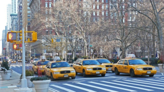 哈啰也要做Robotaxi？自动驾驶出租车为啥大家都想做？