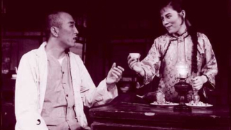 絕對(duì)復(fù)刻，北京人藝《駱駝祥子》老戲老排