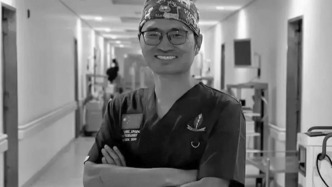 英雄魂歸故里！救人犧牲援坦醫(yī)生張軍橋骨灰回到家鄉(xiāng)濰坊