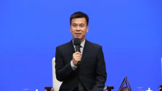 導(dǎo)游曹震國新辦見面會答澎湃：干導(dǎo)游17年，堅持源于熱愛