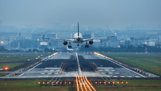 受中東局勢影響，東航、國航、深航等5家航空公司發(fā)布相關航線退改政策