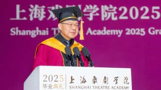 畢業(yè)季｜演講題目源于學生的期待，上戲院長黃昌勇還回應了畢業(yè)心愿