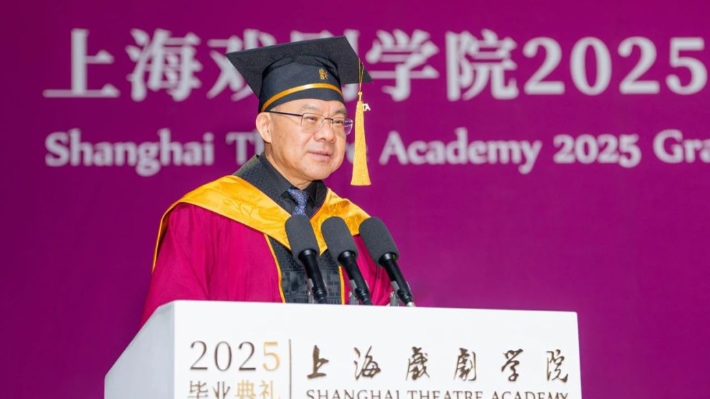 盡快成為雙一流？上戲院長(zhǎng)黃昌勇回應(yīng)畢業(yè)生心愿：“我們必須加倍努力”