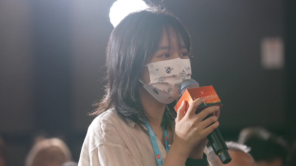 上影节意外之喜｜参与十年，这次映后提问被导演托纳多雷夸了