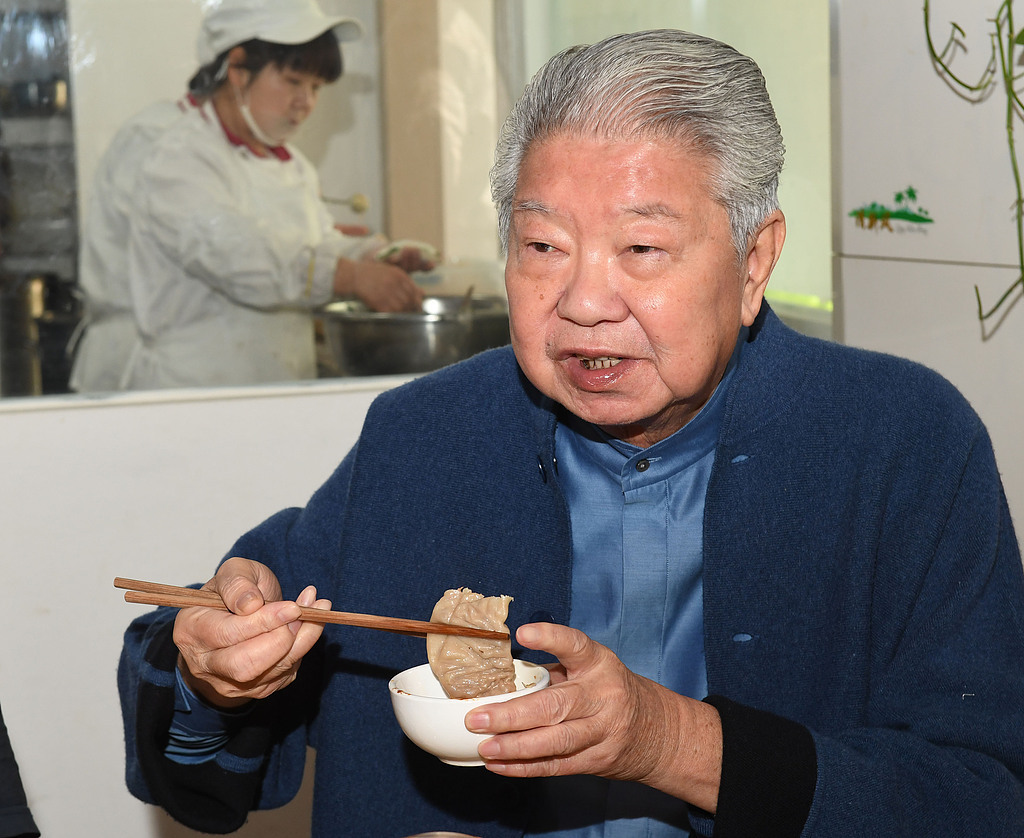 毛尖谈蔡澜：他身上没有反义词
