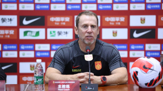 中國(guó)足協(xié)：久爾杰維奇出任國(guó)足代理主教練