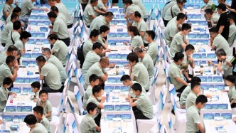 世錦賽時隔26年重回上海，兩項大賽同期舉辦掀起象棋熱