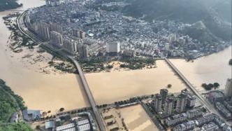 城區(qū)多處被淹，航拍貴州榕江最新現(xiàn)場(chǎng)