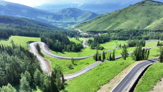 阿禾公路明日正式通車，一路串聯(lián)峽谷、草原、石林等多種風(fēng)光