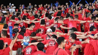 苏超现场｜超20万球迷制造全城狂欢，一场南通全域的胜利