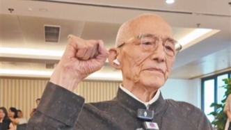 92岁游本昌入党，人民日报：真诚的艺心，不变的初心