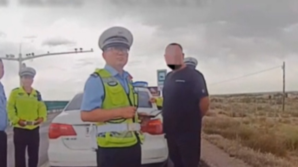 重卡司机在银川入室抢劫后逃窜，被鄂尔多斯警方拦截抓获