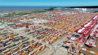 上海洋山港上半年集裝箱吞吐量突破1402.6萬標準箱，再創(chuàng)新高