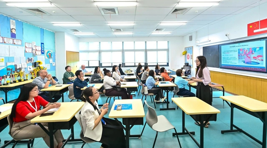 面对“学历通胀”与“技能短缺”的困境，这个论坛寻求破题之道