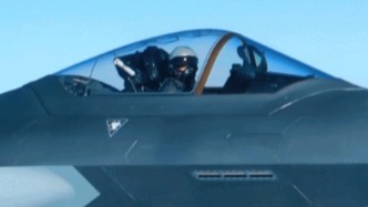 影像全程回顧丨多架殲-20起飛迎敵逼退外機(jī)，我空軍霸氣喊話
