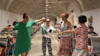 城事·戰(zhàn)高溫｜杭州：地下空調(diào)啟動，讀書打球理發(fā)全安排