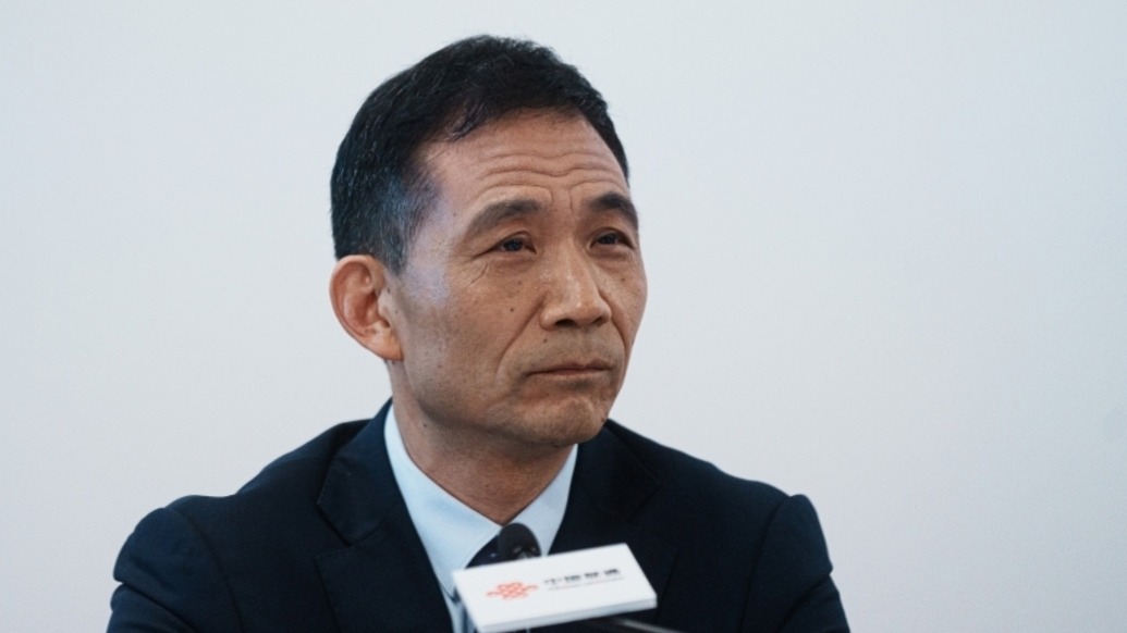 中國(guó)聯(lián)通原副總經(jīng)理曹興信被提起公訴,被控收受財(cái)物數(shù)額特別巨大