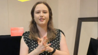 紐約愛(ài)樂(lè)的小提琴手在講上海話？