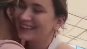 救人的俄羅斯姑娘，成首位外籍“紹興好人”，被救奶奶備紹興菜致謝